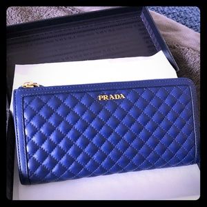 Prada Soft Calf Quilt Wallet - Blue